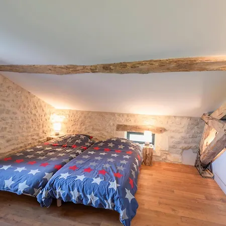 Les Ecures 1 Champagne-et-Fontaine